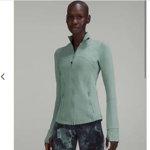 Size 8 NWT Lululemon Define Jacket Tidewater